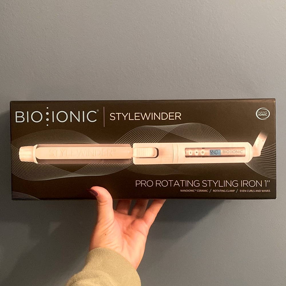 Bio Ionic Pro rotating styling iron 1”